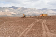 آغاز عملیات آماده سازی اراضی  هکتاری شهمیرزاد سمنان در جنگ رمضان