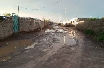 بازدید بابایی اقدم از محله قشمی ها