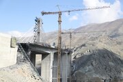 ببینید | بازدید وزیر راه و شهرسازی از محل بمباران بزرگ‌ترین پل اکسترادوز غرب آسیا در کرج