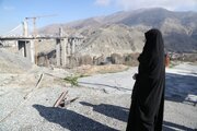 ببینید | بازدید وزیر راه و شهرسازی از محل بمباران بزرگ‌ترین پل اکسترادوز غرب آسیا در کرج