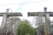 ببینید | بازدید وزیر راه و شهرسازی از محل بمباران بزرگ‌ترین پل اکسترادوز غرب آسیا در کرج