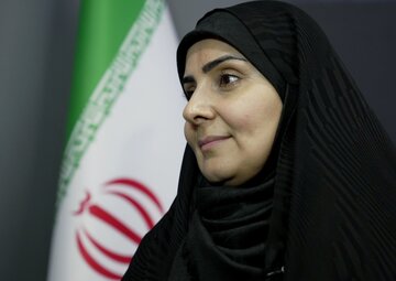 فرزانه صادق