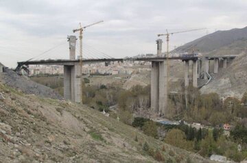 ببینید| بازدید گروه تخصصی مرکز تحقیقات راه، مسکن و شهرسازی از پل B-1 کرج