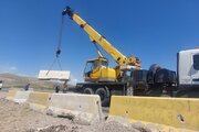 ببینید| بارگیری و حمل نیوجرسی جهت کاربرد در نقاط حادثه‌خیز شهرستان کنگاور