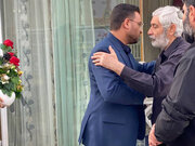 ببینید | دیدار رئیس اداره راه و شهرسازی شهرستان قوچان با خانواده شهید احمد قدرتیان از شهدای جنگ رمضان در ناو دنا