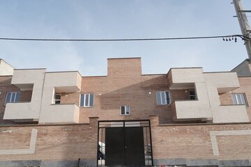 ببینید| بازدید استاندار بوشهر از پروژه طرح نهضت ملی مسکن 340 واحدی شهر برازجان