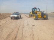 اجرای عملیات تسطیح، شانه سازی و اصلاح شیب شیروانی در راه های شریانی و فرعی شهرستان قزوین