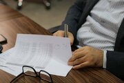 آئین قرعه‌کشی واگذاری زمین طرح حمایت از خانواده و جوانی جمعیت به مناسبت دهه کرامت؛ استان قزوین