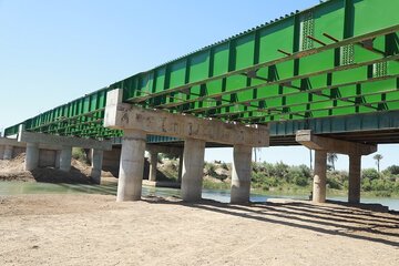 ببینید| بازدید مدیرکل راه و شهرسازی به همراه معاونین استاندار از پل کمربندی سوسنگرد در محور تردد زوار اربعین (طریق الحسین)
