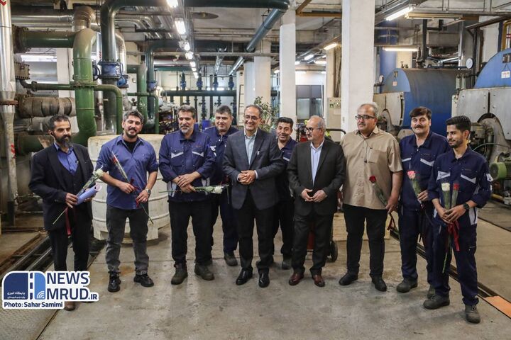 ببینید|تقدیر دکتر رحیمی معاون توسعه مدیریت و منابع انسانی به مناسبت روز کارگر