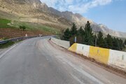 ببینید| عملیات ایمن سازی قوس پر تصادف پل روگذر سه راهی بیاشوش_شهرستان روانسر