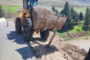 ببینید| عملیات ایمن سازی قوس پر تصادف پل روگذر سه راهی بیاشوش_شهرستان روانسر