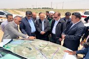 ببینید| بازدید میدانی استاندار بوشهر از پروژه های راهسازی شمال استان بوشهر