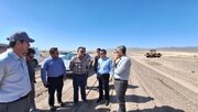 ببینید| بازدید معاون عمرانی استاندار و مدیر کل راه و شهرسازی سیستان و بلوچستان از عملیات ساخت بزرگراه در محور زاهدان- بم