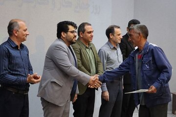 ببینید| آیین تجلیل از کارگران به مناسبت روز جهانی کار و کارگر در شهر جدید رامشار سیستان و بلوچستان