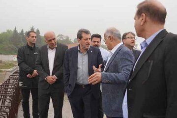 فتحی در بندر نوشهر