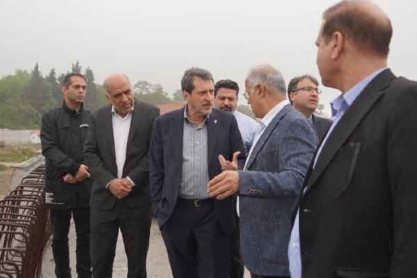 فتحی در بندر نوشهر