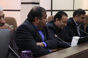 نشست صمیمانه سرپرست اداره کل راهداری و حمل و نقل جاده ای با روسای انجمن های صنفی و شرکت های حمل و نقل کالا و مسافر استان