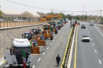 نوسازی ناوگان راهداری استان سمنان با بهره‌برداری از ۱۳ دستگاه ماشین‌آلات و تجهیزات جدید
