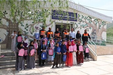 ببینید | آموزش نکات ایمنی به دانش آموزان مدارس حاشیه راه ها این بار در مدرسه روستای توتشامی- شهرستان دالاهو