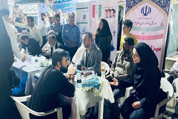استقرار سومین میز خدمت در میدان بوشهر