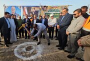 برگزاری مراسم کلنگ زنی و آغاز عملیات بهسازی و آسفالت ۷ محور فرعی و روستایی شهرستان شادگان با حضورسرپرست اداره کل راهداری و حمل و نقل جاده‌ای خوزستان