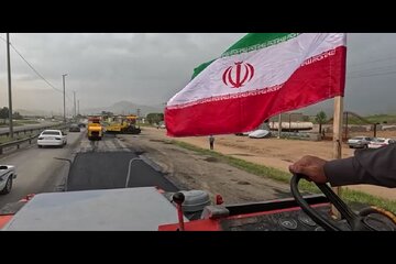 ویدیو | عملیات بهسازی و روکش آسفالت در بزرگراه کربلا، محور کرمانشاه به بیستون
