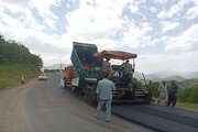 ببینید| شروع عملیات روکش آسفالت مسیر جوانرود ـ ثلاث باباجانی(حد فاصل کانی گوهر)