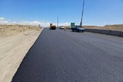 ببینید | عملیات روکش آسفالت محور کیانمهر ماهدشت حدفاصل فرودگاه پیام تا شهرک پیام