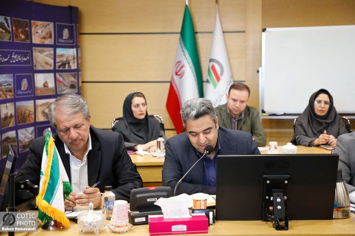 ببینید | نشست معاون وزیر راه و شهرسازی با کارکنان معاونت برنامه‌ریزی شرکت ساخت و توسعه
