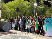 ببینید | حضور مقتدرانه راهداران حوزه سیستان و پرسنل پایانه مرزی میلک به همراه خانواده ها در تجمعات شبانه بیعت با رهبر انقلاب اسلامی ایران