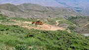 ببینید | قنو زنی، تیغ زنی و ریزش برداری در محور روستایی حلال رود توسط راهداران الموت در استان قزوین