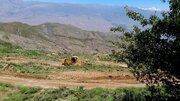 ببینید | قنو زنی، تیغ زنی و ریزش برداری در محور روستایی حلال رود توسط راهداران الموت در استان قزوین