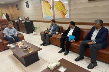 ببینید| نشست مشترک مدیرکل راه و شهرسازی خوزستان و نماینده مردم اهواز، باوی، کارون و حمیدیه با هدف گره گشایی از مشکلات شهروندان