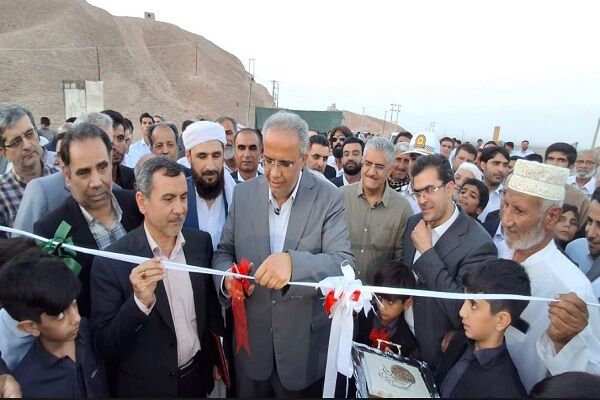 ببینید| آیین افتتاح پل بزرگ حرمک به عنوان سومین پروژه راه و شهرسازی سیستان و بلوچستان در دوران جنگ رمضان(2)