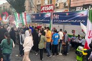 ببینید|موکب اداره کل راهداری و حمل و نقل جاده‌ای استان البرز در مسیر جشن ١٠کیلومتری عید سعید غدیرخم در کرج