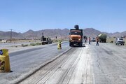 ببينيد | ارتقاي كيفي رويه آسفالتي محور اصفهان - نايين