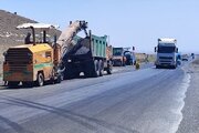ببينيد | ارتقاي كيفي رويه آسفالتي محور اصفهان - نايين