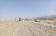 ببینید|ساخت بزرگراه زاهدان – خاش با بهره گیری ۶۰۰ نفر نیروی انسانی به همراه بیش از ۲۵۰ دستگاه ماشین‌آلات سنگین و سبک راهسازی