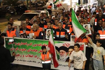 ویدیو | حضور خانواده راهداری و حمل و نقل جاده ای جنوب کرمان در یکصدمین شب تجمعات مردمی در جیرفت