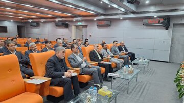 گردهمایی روسای شعب و دوایر مدیریت قزوین