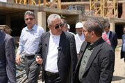 بازدید معاون وزیر راه و شهرسازی و مدیرکل و رییس شورای هماهنگی راه و شهرسازی آذربایجان‌غربی از طرح‌ سرمایه‌گذاری مسکن در ارومیه