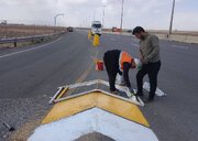 ببینید | ادامه اجرای عملیات آشکارسازی دماغه‌های آزادراهی در حوزه راه‌های شهرستان تاکستان