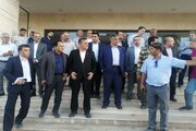بازدید استاندار مرکزی از کتابخانه مرکزی شهر اراک