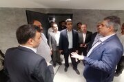 بازدید استاندار مرکزی از کتابخانه مرکزی شهر اراک