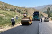 ببینید|آغاز عملیات روکش آسفالت محورهای روستایی شهرستان طالفان _محور روستایی جوستان به شهرک