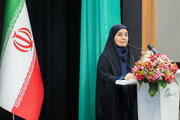 ببینید | آیین آغاز شماره گذاری خودرو (حمل و نقل عمومی) و رونمایی از پلاک منطقه آزاد شرکت شهر فرودگاهی امام خمینی (ره)