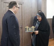 ببینید | دیدار وزیر راه و‌ شهرسازی جمهوری اسلامی ایران با وزیر تجارت و همگرایی قزاقستان و رئیس کمیسیون همکاری های مشترک دو کشور