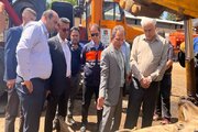 ببینید|بازدید مدیرکل دفتر امور عملیات راهداری، ماشین آلات و مدیریت بحران سازمان از وضعیت ماشین آلات راهداری استان البرز