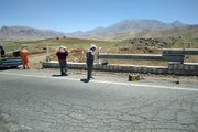 ببینید|عملیات ️ایمن سازی، نصب و مونتاژ گاردریل بر روی پل گردنه مله ماس در بزرگراه سردار شهید حاج محمد سعید ایزدی